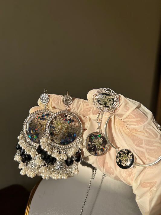 Black florive - Resin jewelry Set ( jhumkas , pendent, round bracelet, ring )