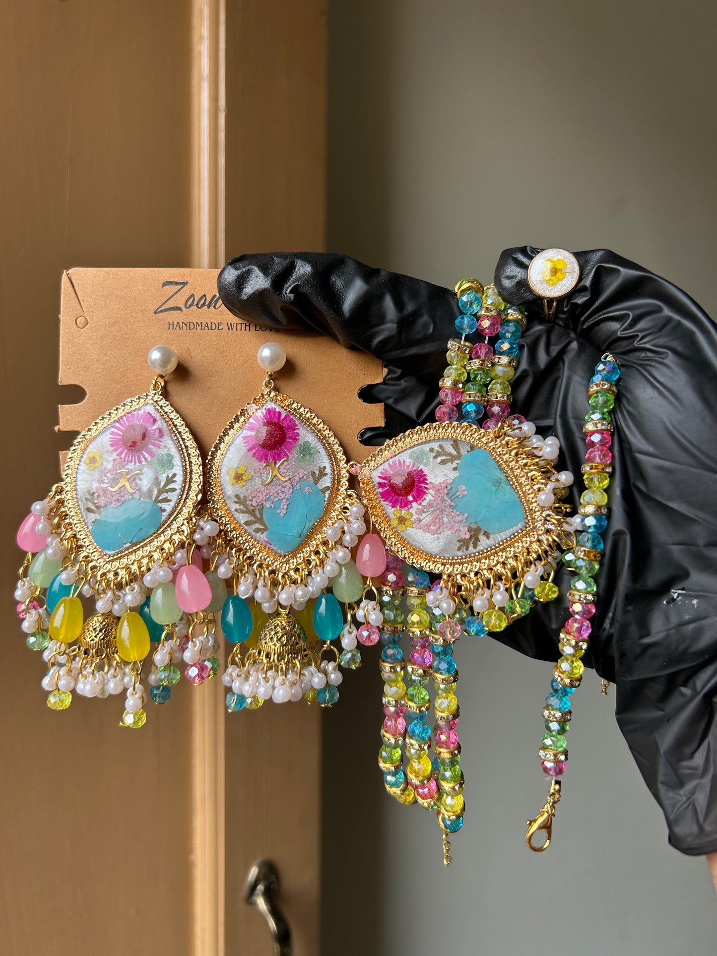 Polychrome Gems ππͺ·β¨- Resin jewelry set ( jhunkas , mala , bracelet, ring & 8 bangels ) π₯