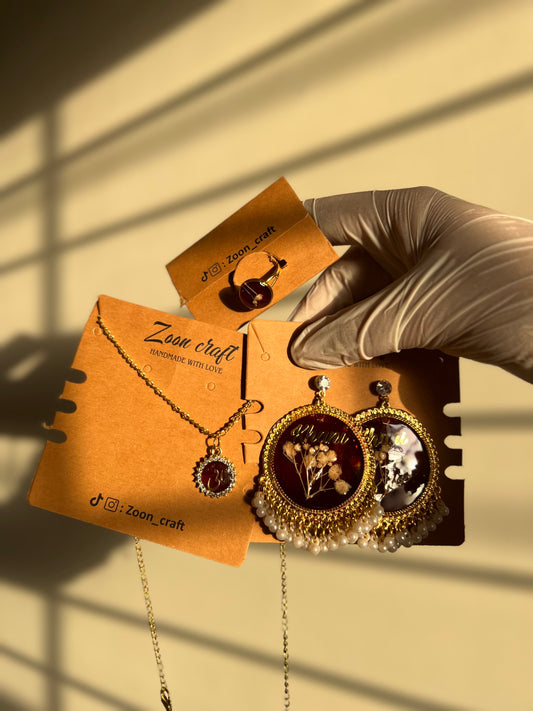Sanguine Set 🫶🏻❤️‍🔥- Resin bloody set ( earrings , pendent & ring )