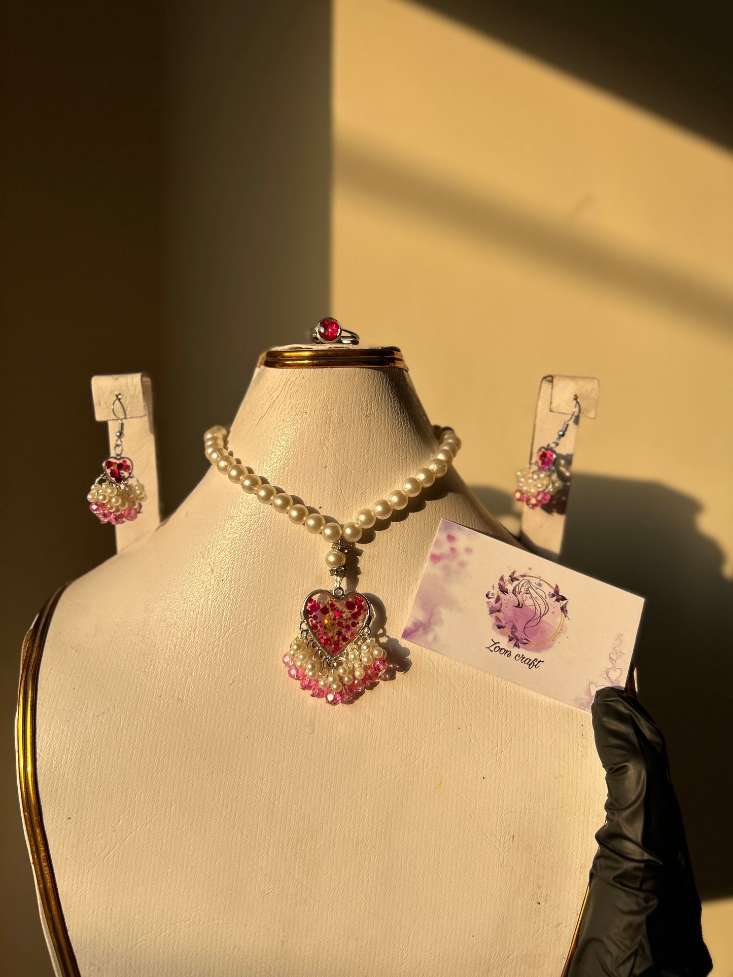 Princess classy set🩷3 peice set | Chokker earrings and ring❤️