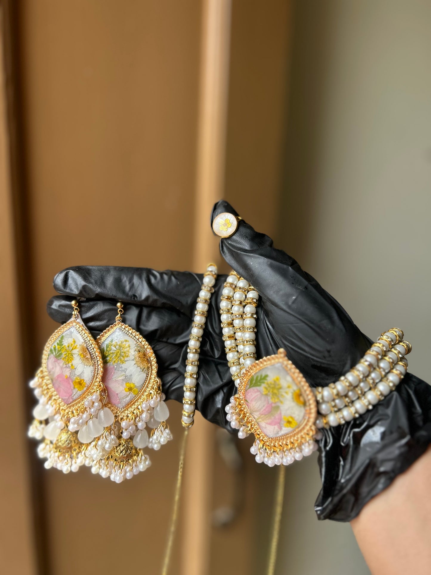 Grace pod✨🩷 - Resin jewelry set ✨🩷