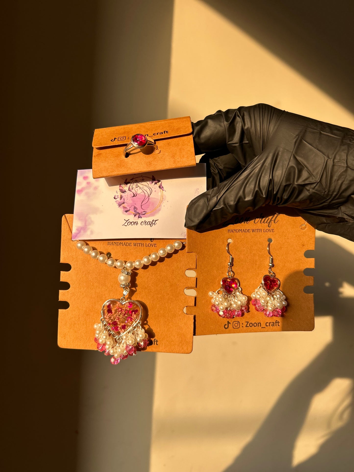 Princess classy set🩷3 peice set | Chokker earrings and ring❤️