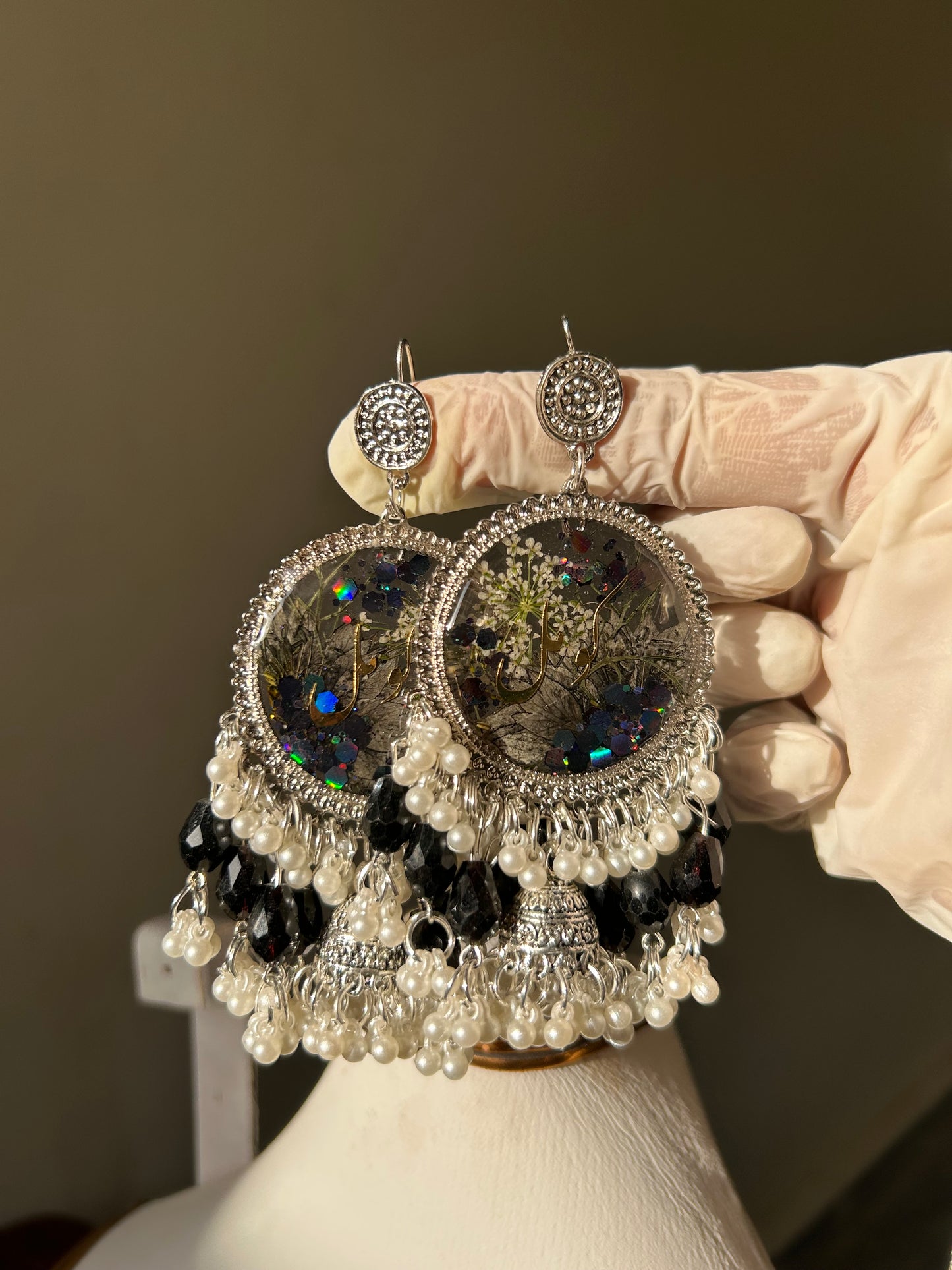 Black florive - Resin jewelry Set ( jhumkas , pendent, round bracelet, ring )