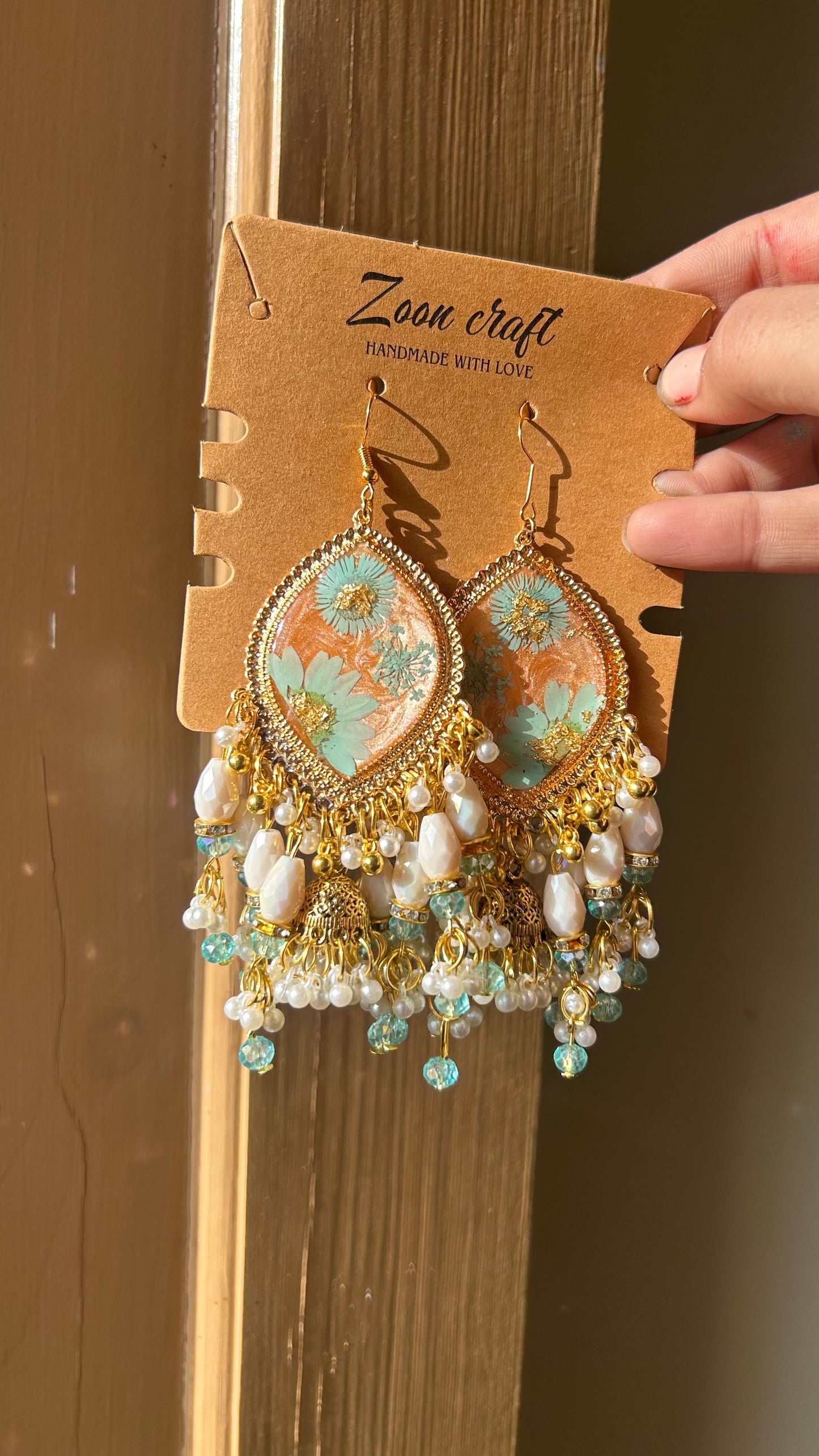Aqua & peach Dreamy set ✨🩵🧡Earrings Chokker bangles and Ring