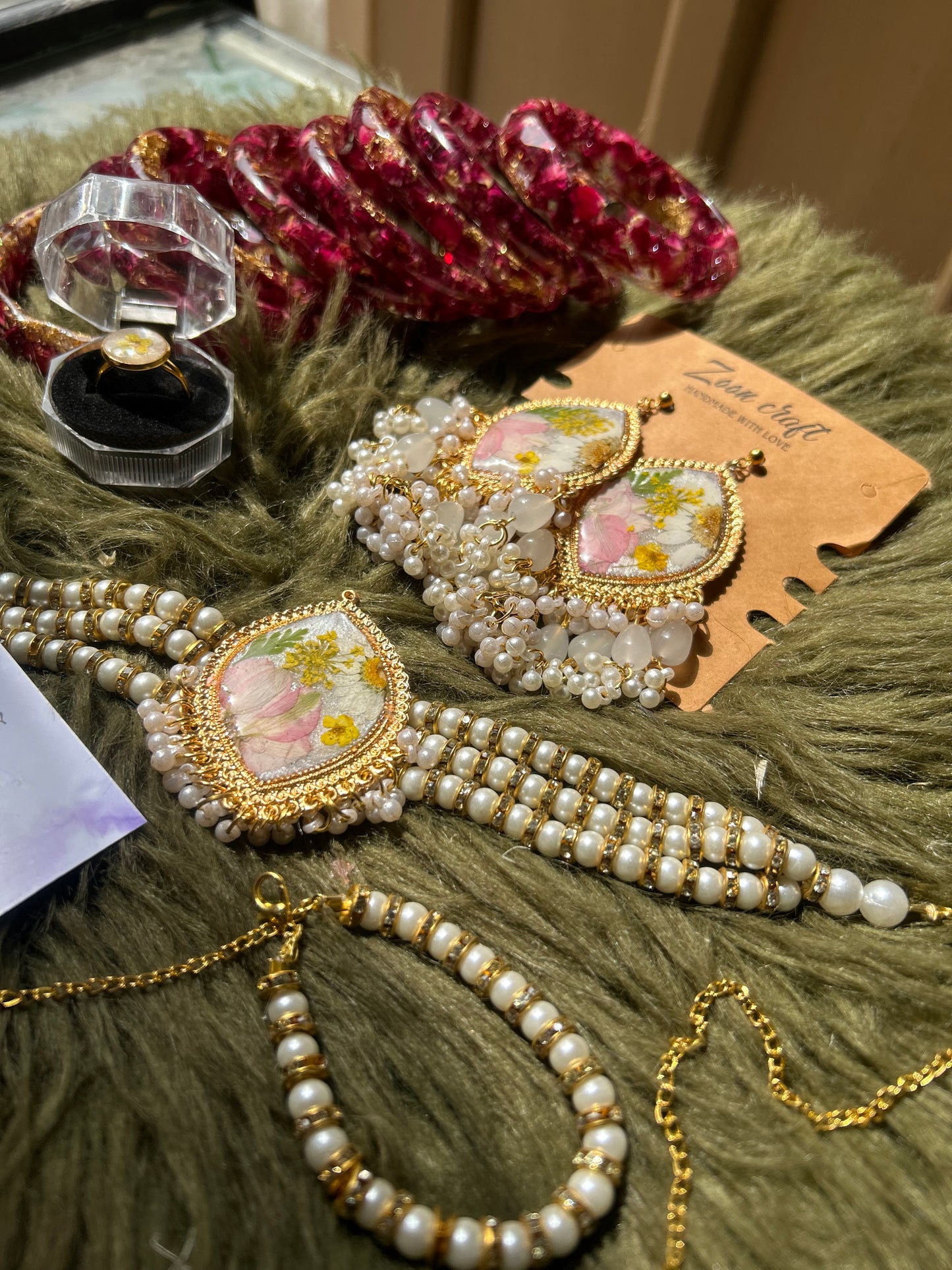 Grace pod✨🩷 - Resin jewelry set ✨🩷